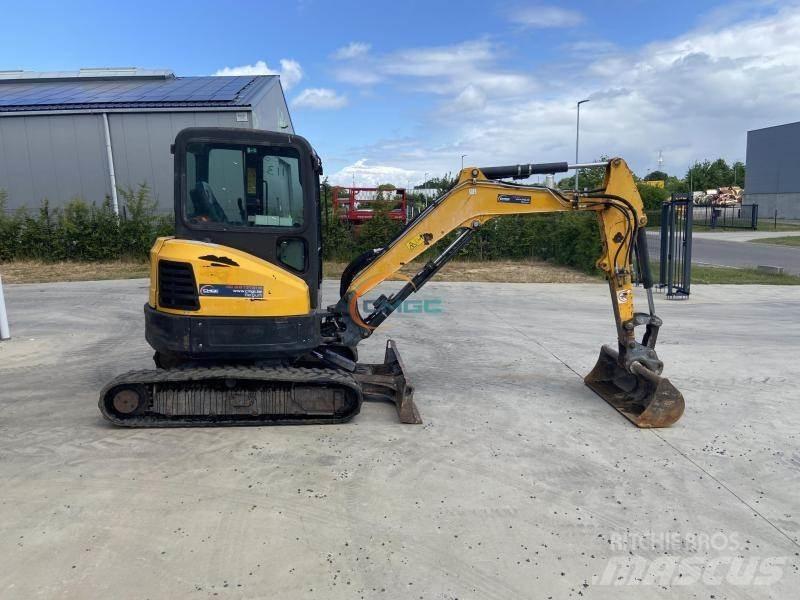 Bobcat E 35 Hjulgrävare