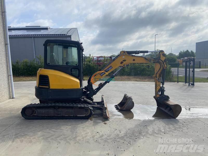 Bobcat E 35 Hjulgrävare