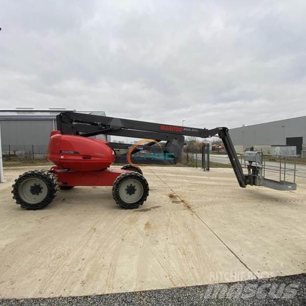 Manitou 200 ATJ Bomliftar