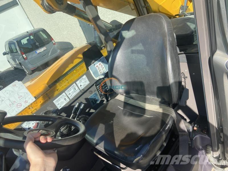 Manitou MT 1440 Teleskoplastare