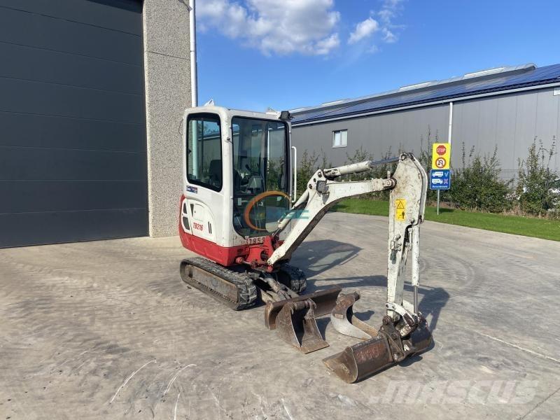 Takeuchi TB216 Hjulgrävare