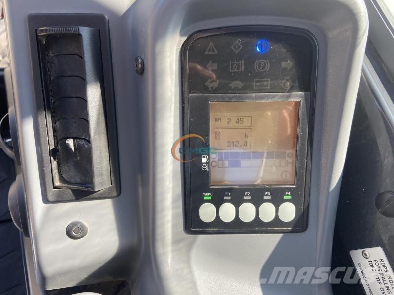 Yanmar VIO38-6 Hjulgrävare