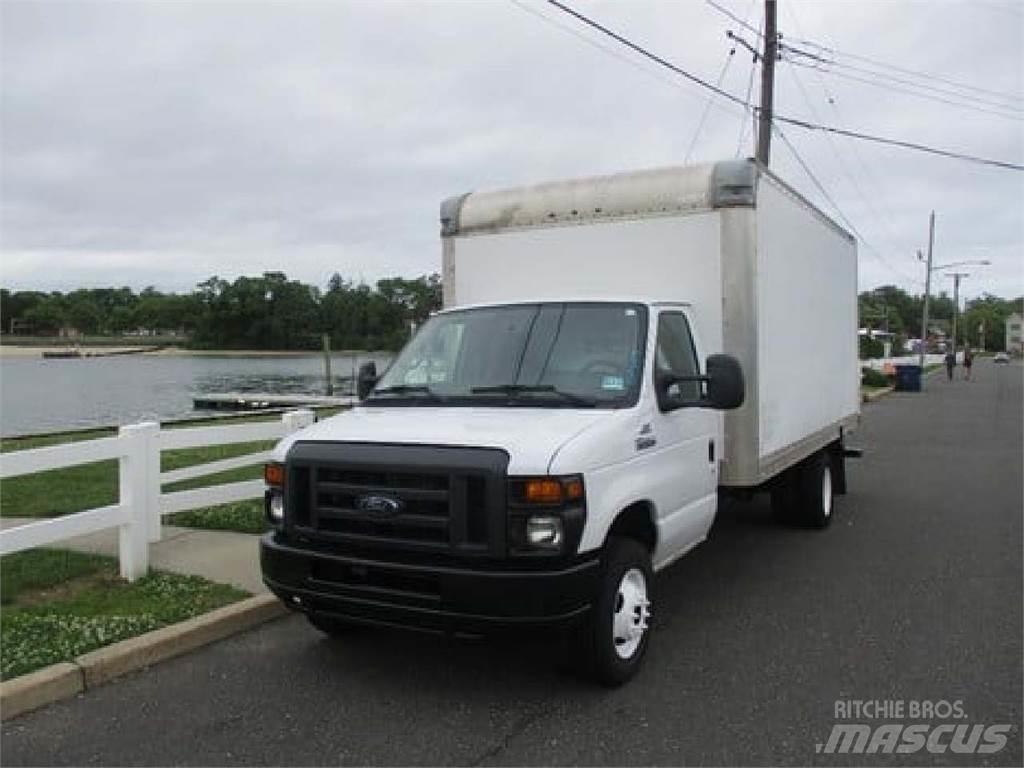 Ford E350 Skåpbilar