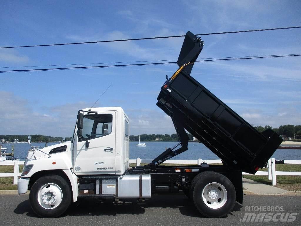 Hino 338 Tippbilar