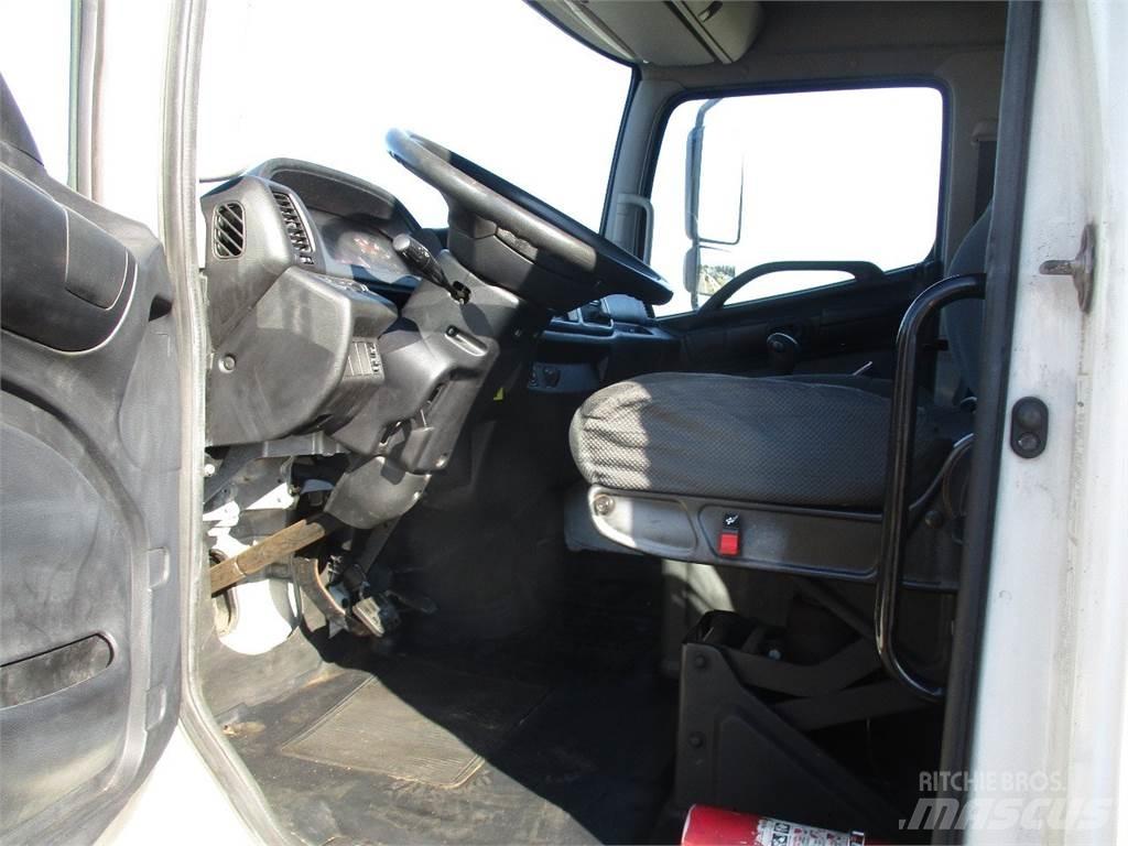 Hino 338 Flisbilar