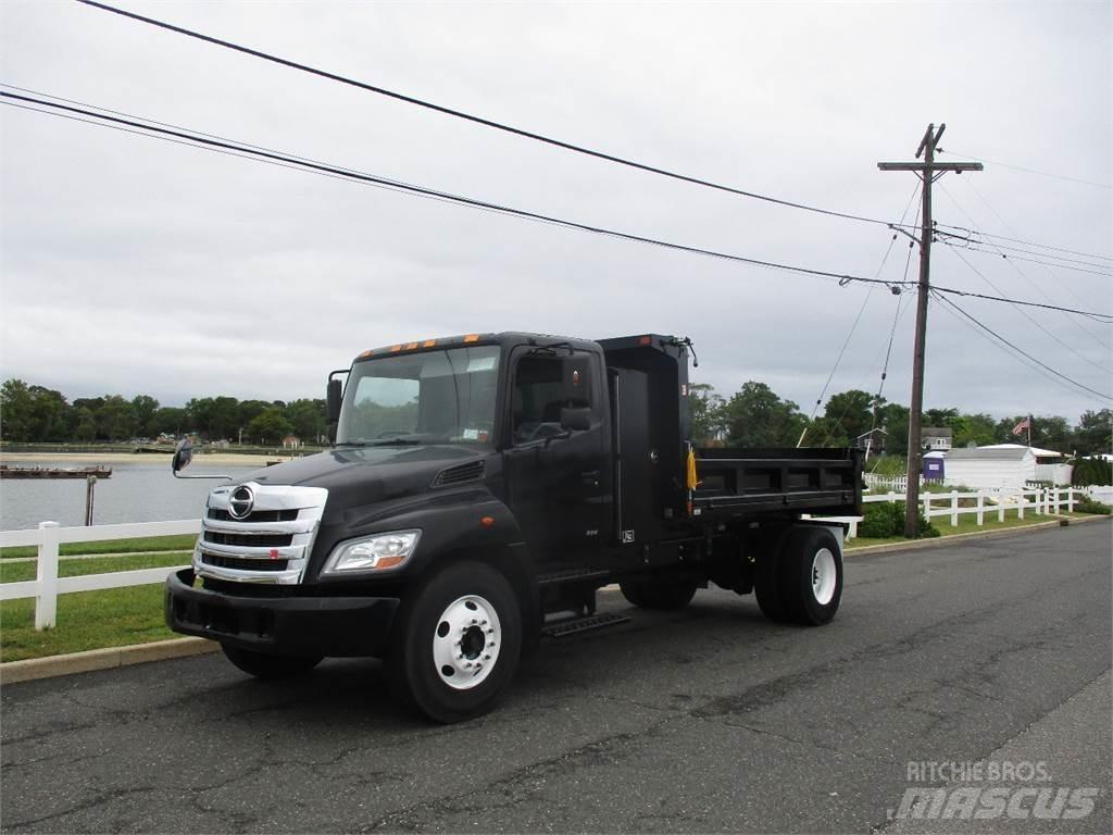 Hino 338 Tippbilar