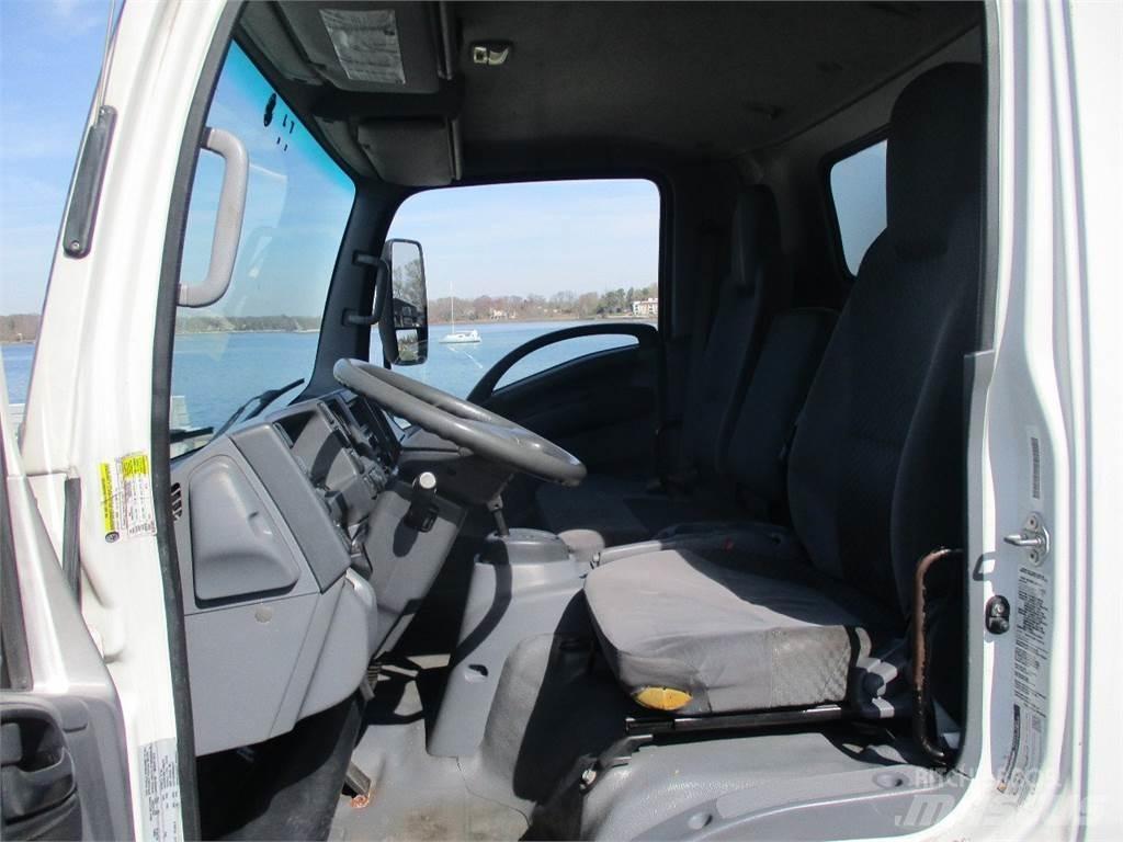 Isuzu NRR Skåpbilar
