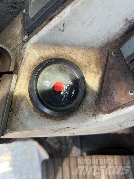 Sennebogen 818 Avfalls / industri hantering