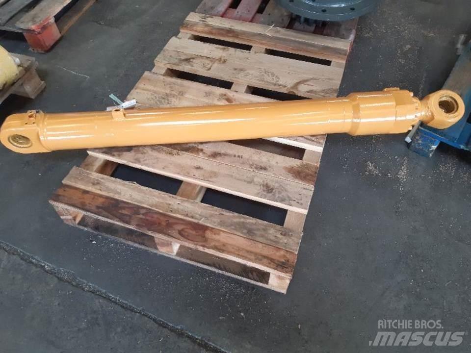 CASE 988B Hydraulik