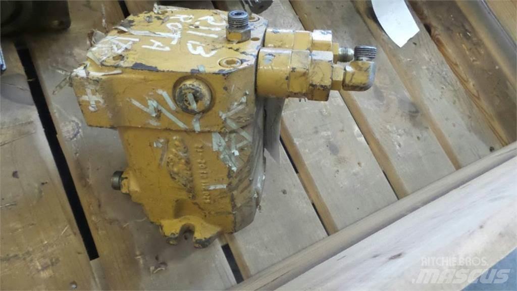 CAT 211B Hydraulik