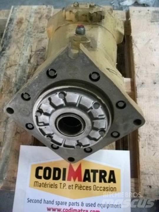 CAT 235 Hydraulik