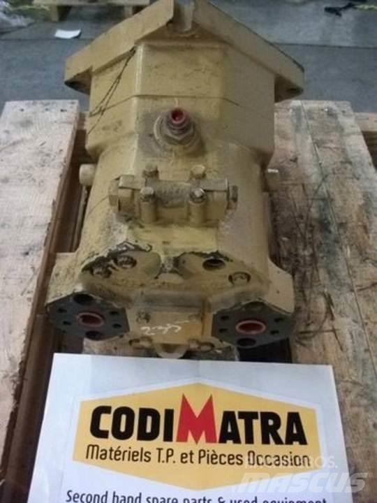 CAT 235 Hydraulik