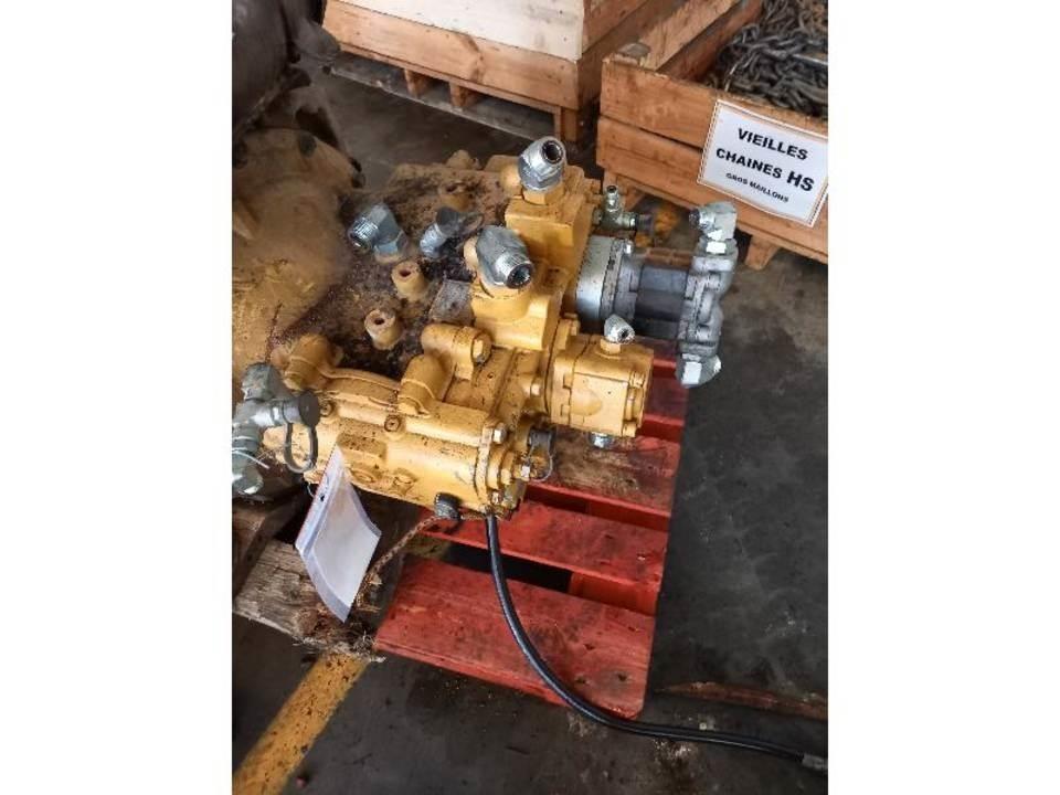 CAT 311F Hydraulik