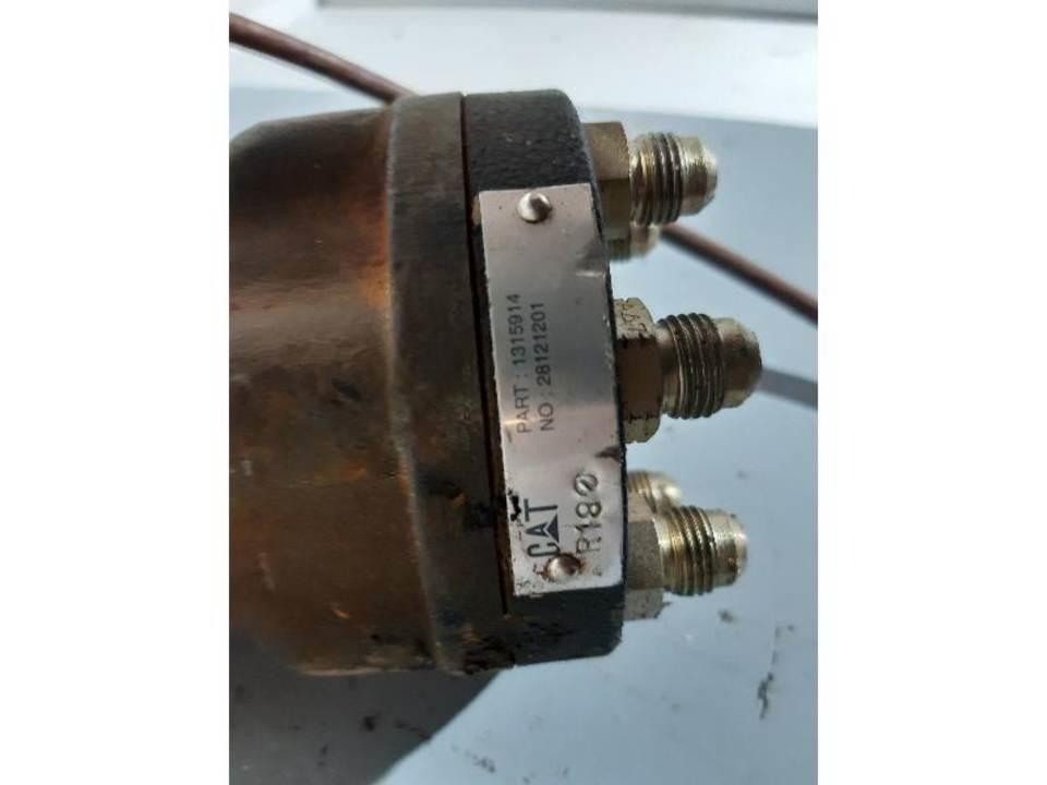 CAT 315B Hytter och interiör