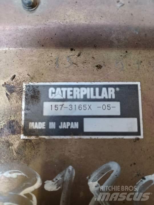 CAT 318C Hytter och interiör