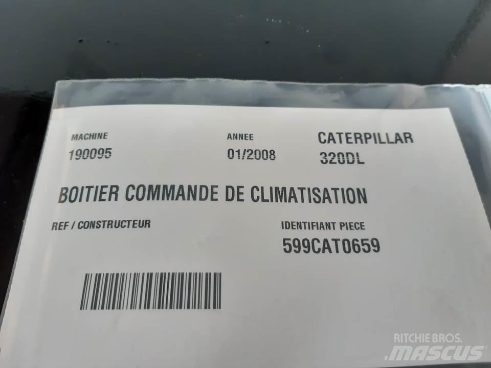 CAT 320DL Hytter och interiör
