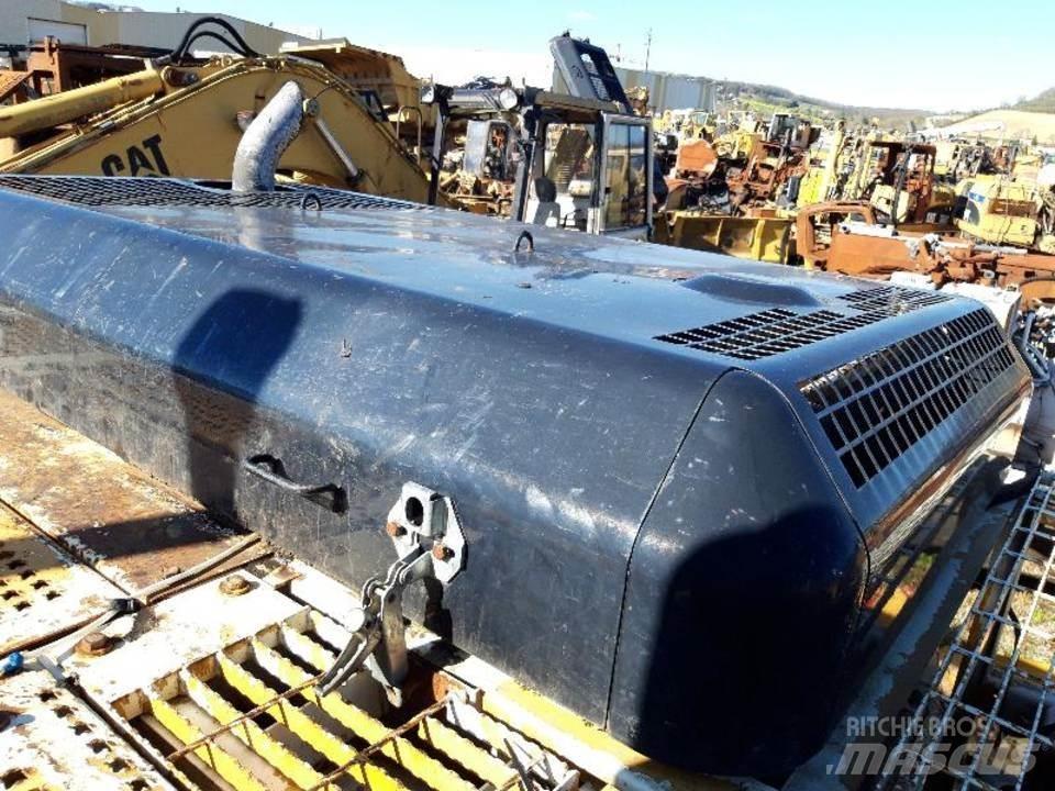 CAT 325LN Hytter och interiör