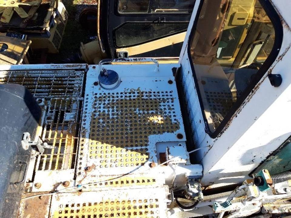 CAT 325LN Hytter och interiör