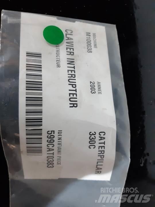 CAT 330C Hytter och interiör