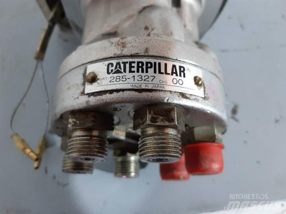 CAT 345C Hytter och interiör