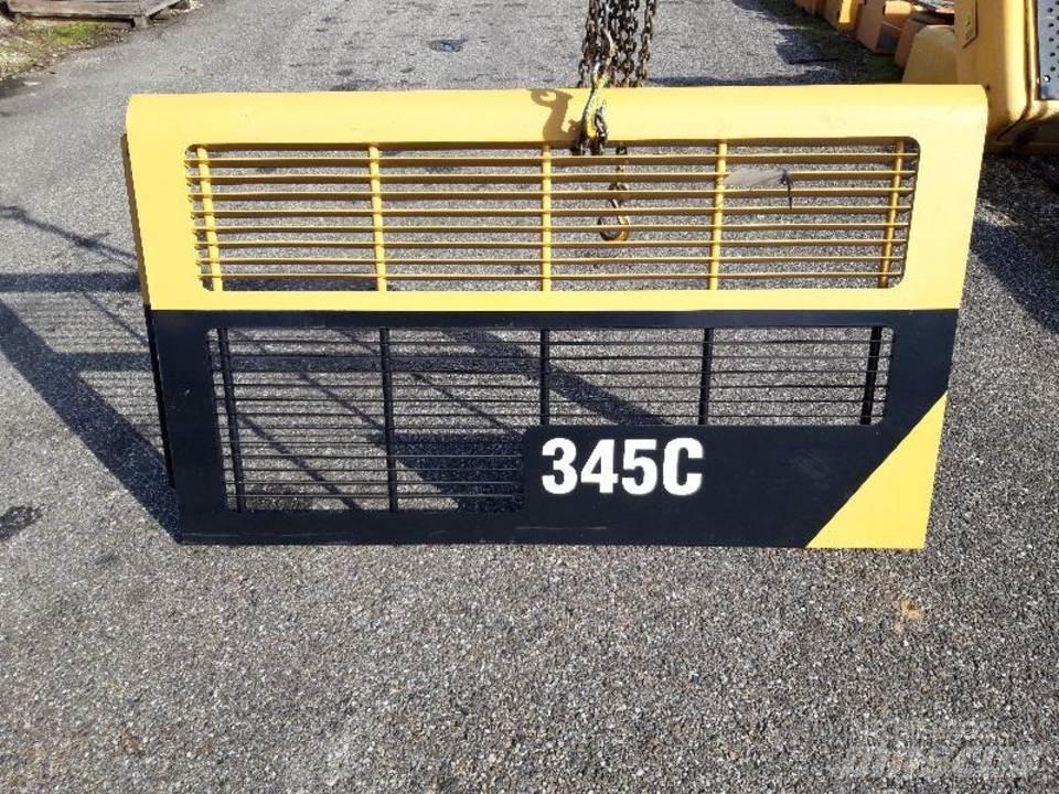 CAT 345C Hytter och interiör