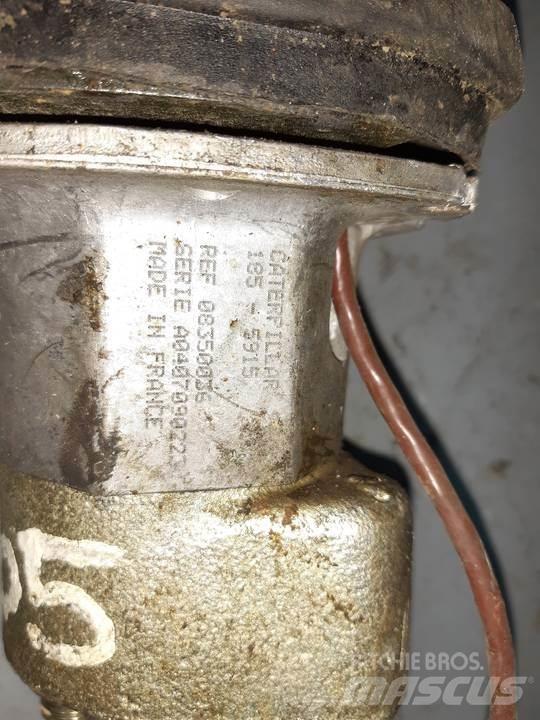 CAT 432D Hytter och interiör