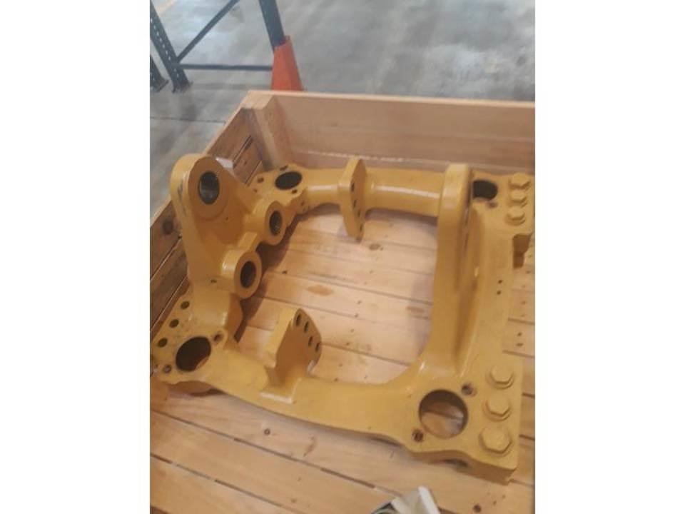 CAT 432E Hytter och interiör