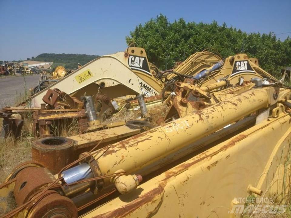 CAT 438B Hydraulik