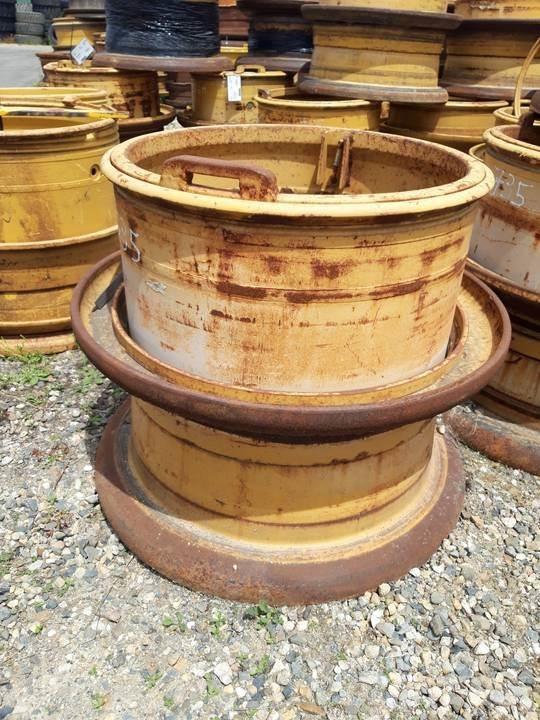 CAT 735 Band, kedjor och underreden