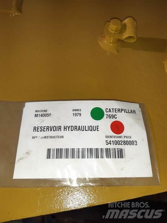 CAT 769C Hytter och interiör