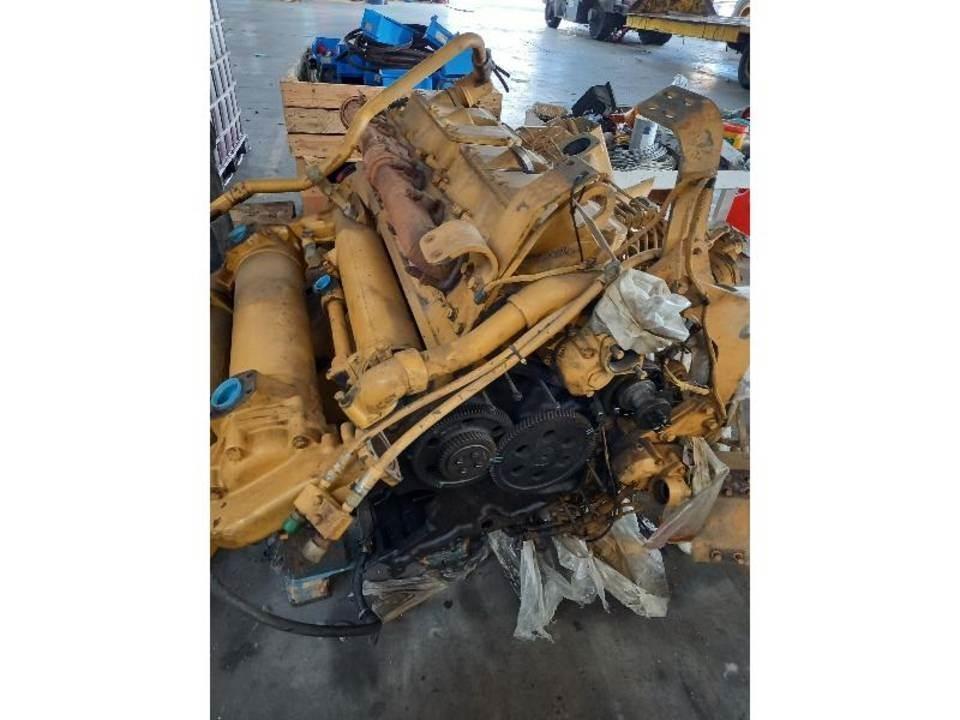 CAT 775B Motorer
