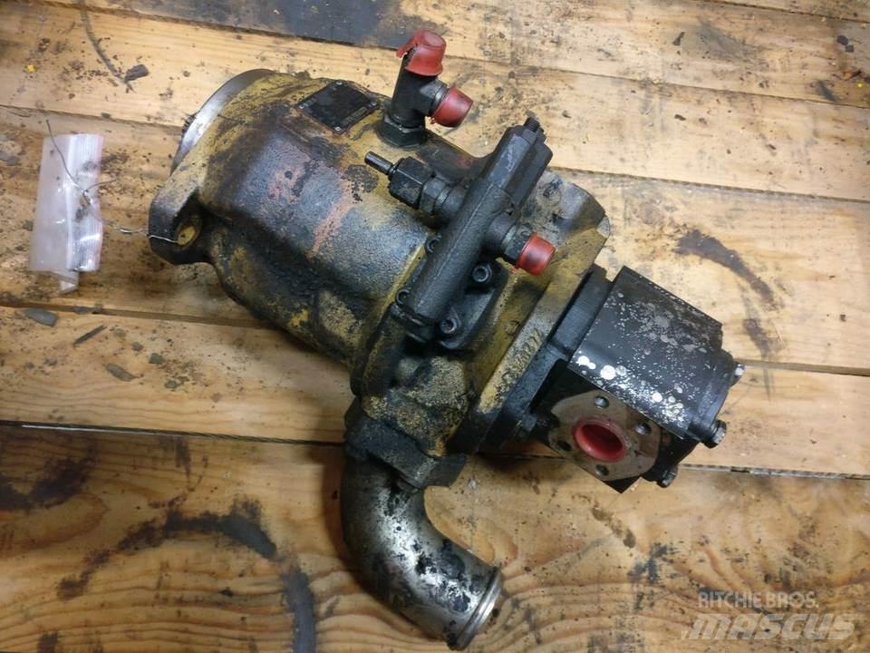 CAT 953D Hydraulik
