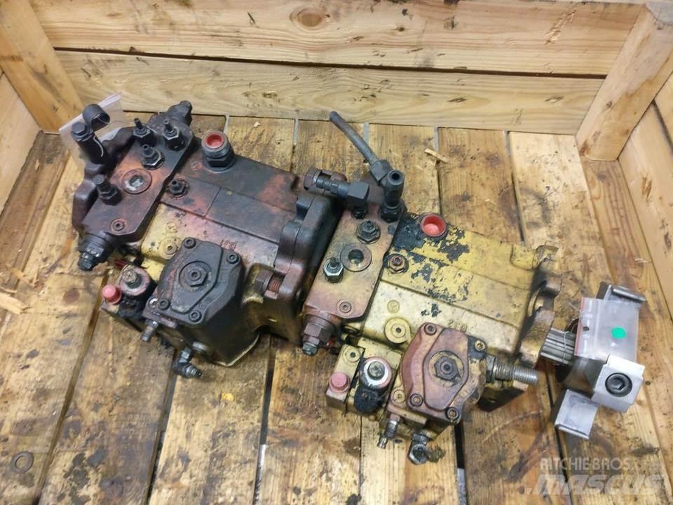 CAT 953D Hydraulik