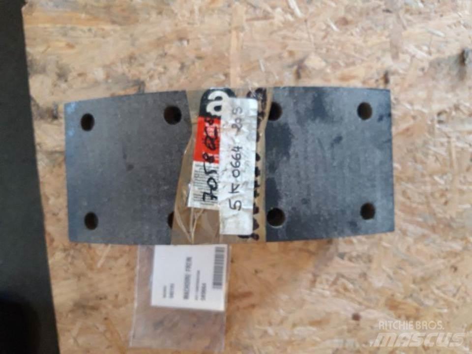 CAT 966C Band, kedjor och underreden