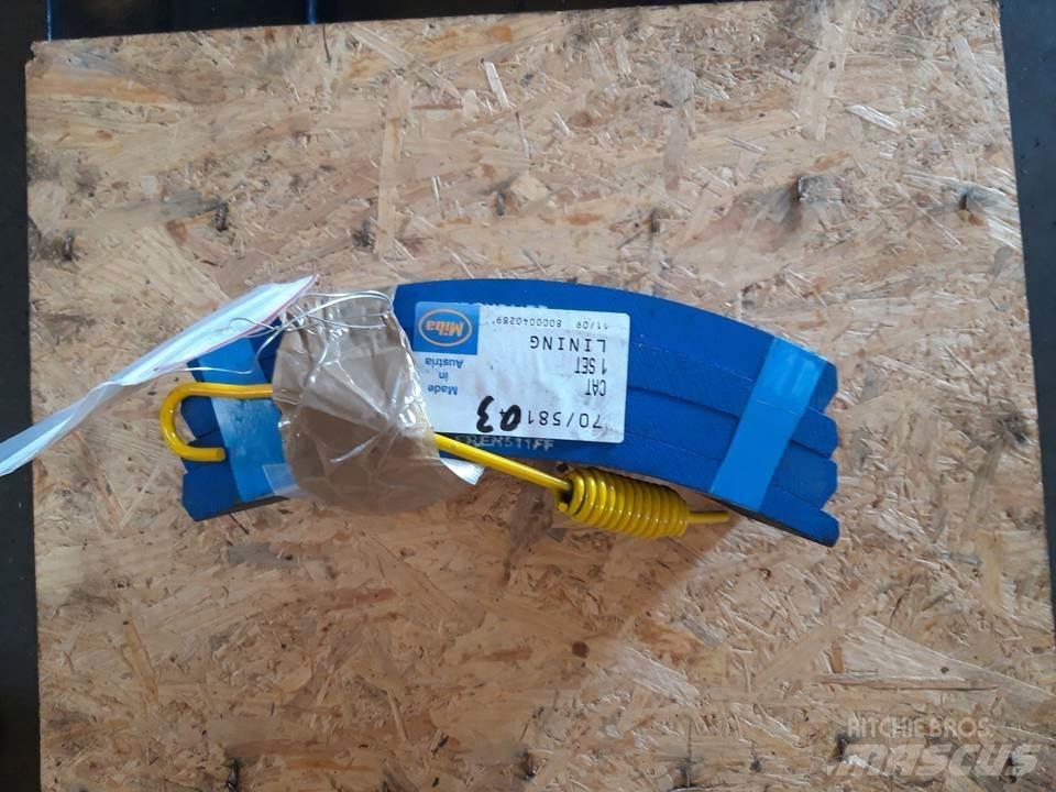 CAT 966D Band, kedjor och underreden