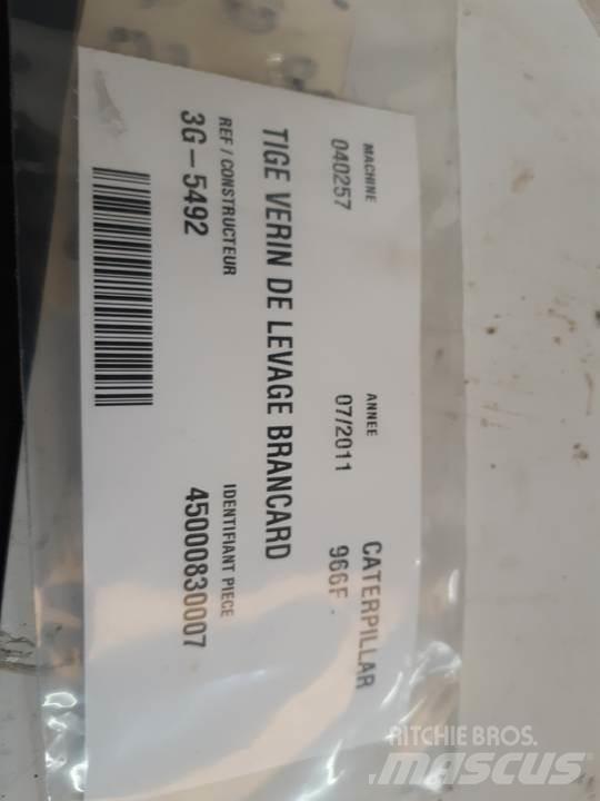 CAT 966F Hydraulik