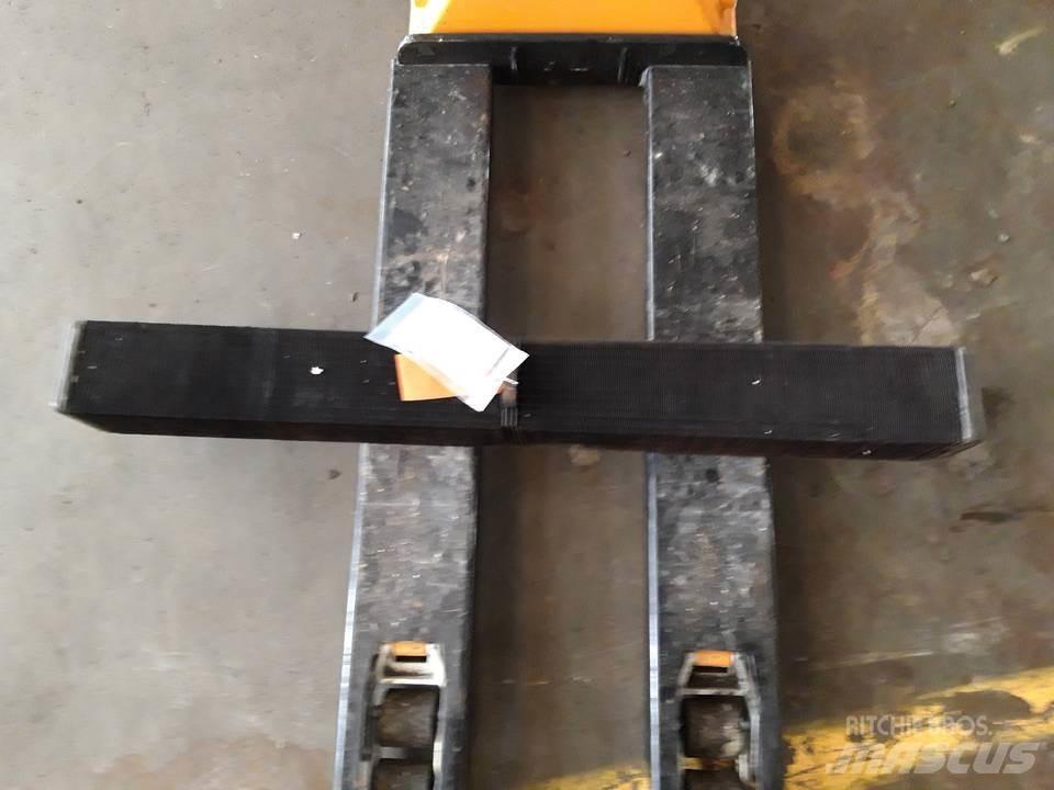 CAT 970F Motorer