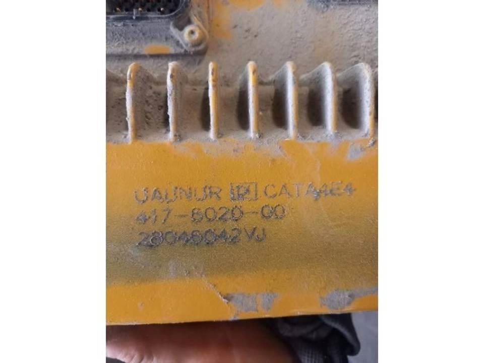 CAT 972M Hytter och interiör