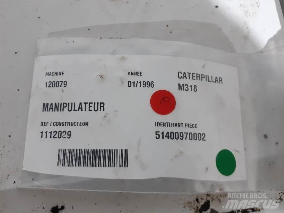 CAT M318 Hytter och interiör