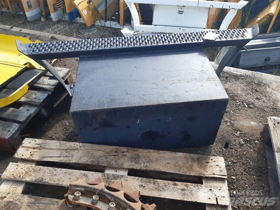 CAT M318C Hytter och interiör