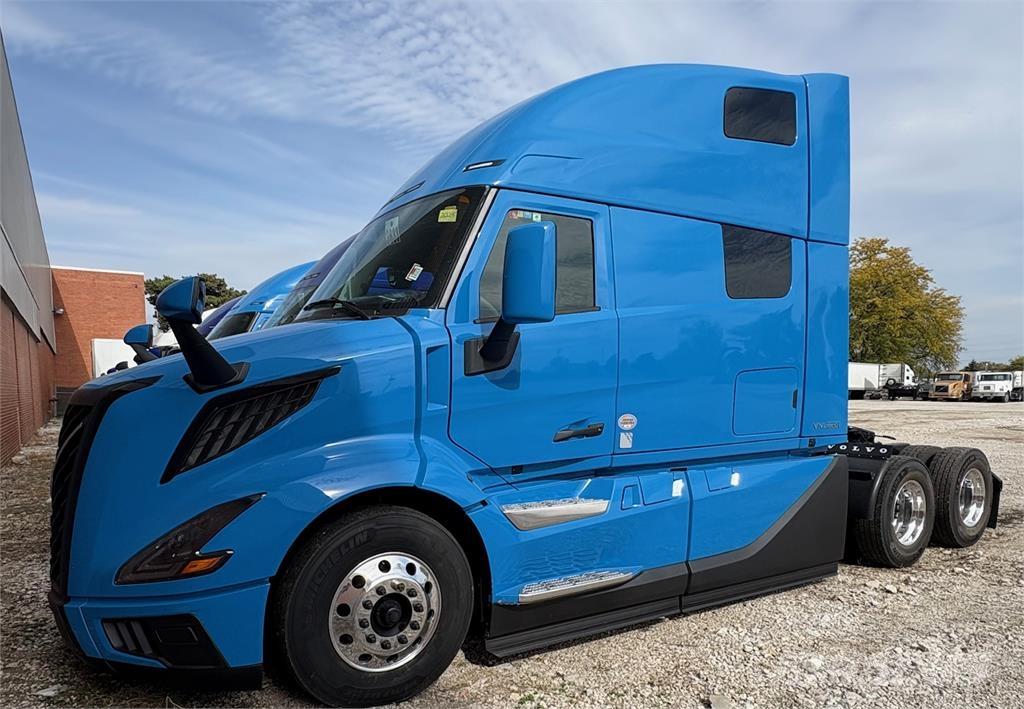 Volvo VNL Övriga bilar