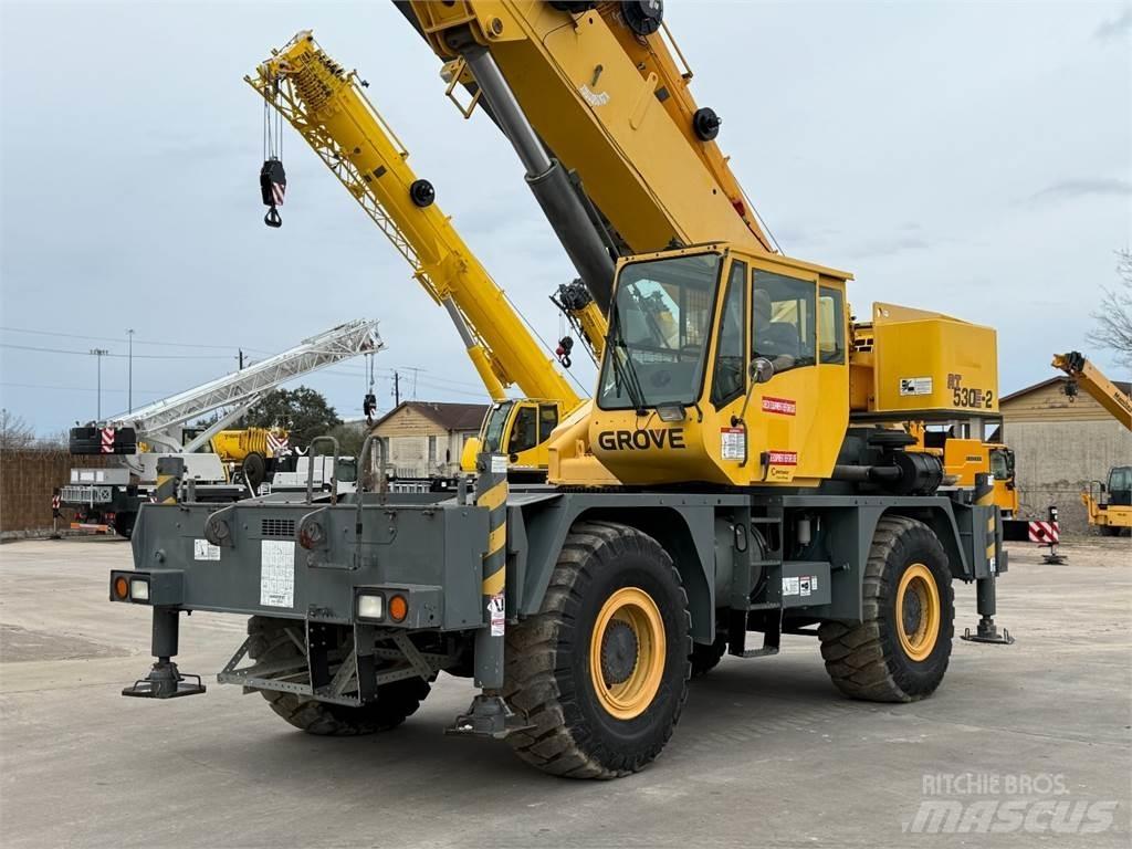 Grove RT530E-2 Terrängkranar (Grov terräng)