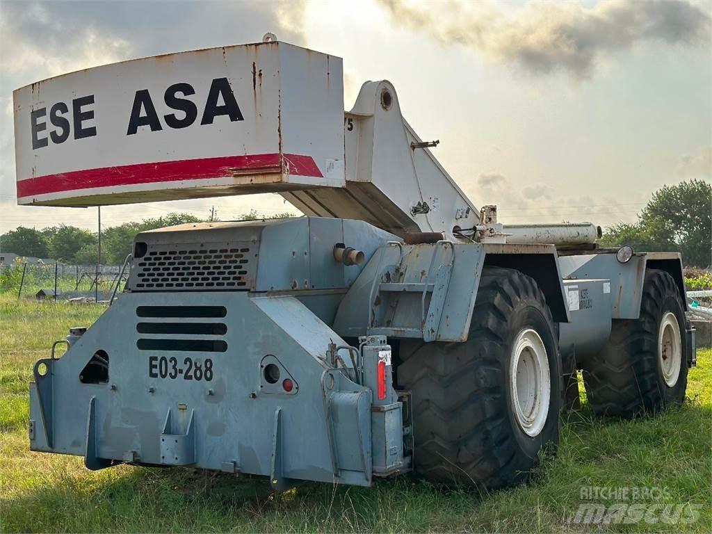 Terex RT 775 Terrängkranar (Grov terräng)