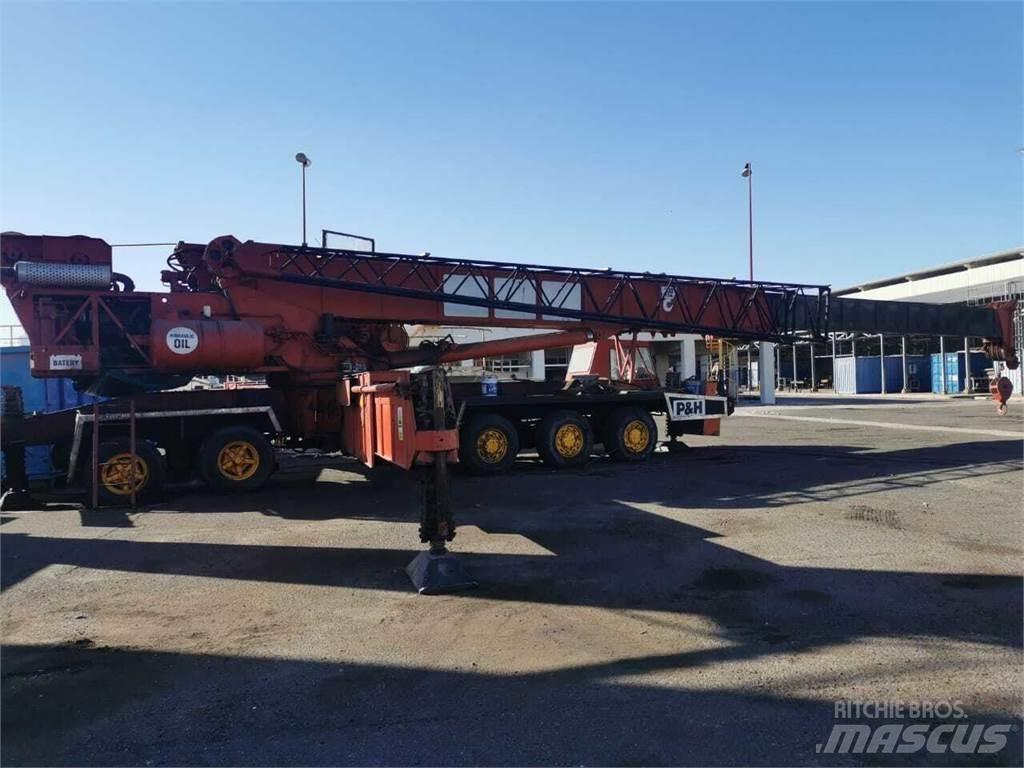 P&H Alpha 100 Allterrängkranar