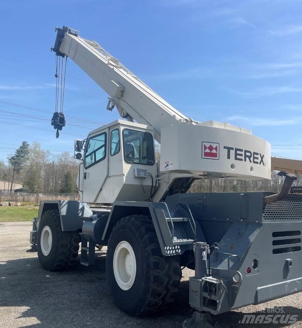 Terex RT 335 Terrängkranar (Grov terräng)