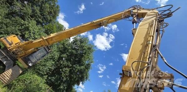 CAT 330 BL Bandgrävare