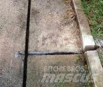 Ditch Witch MT 9 Entreprenad - Övrigt