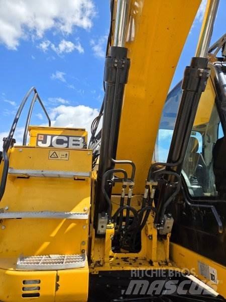 JCB JZ 235 LC Bandgrävare