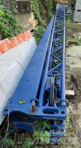 Liebherr 1030 Kranbilar