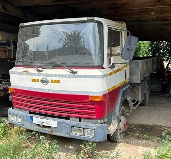 Nissan L351 Lastväxlare/Krokbilar